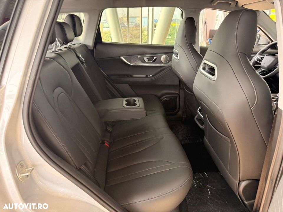 Chery Tiggo 7 1.5 TGDI DHT PHEV Unique - 12