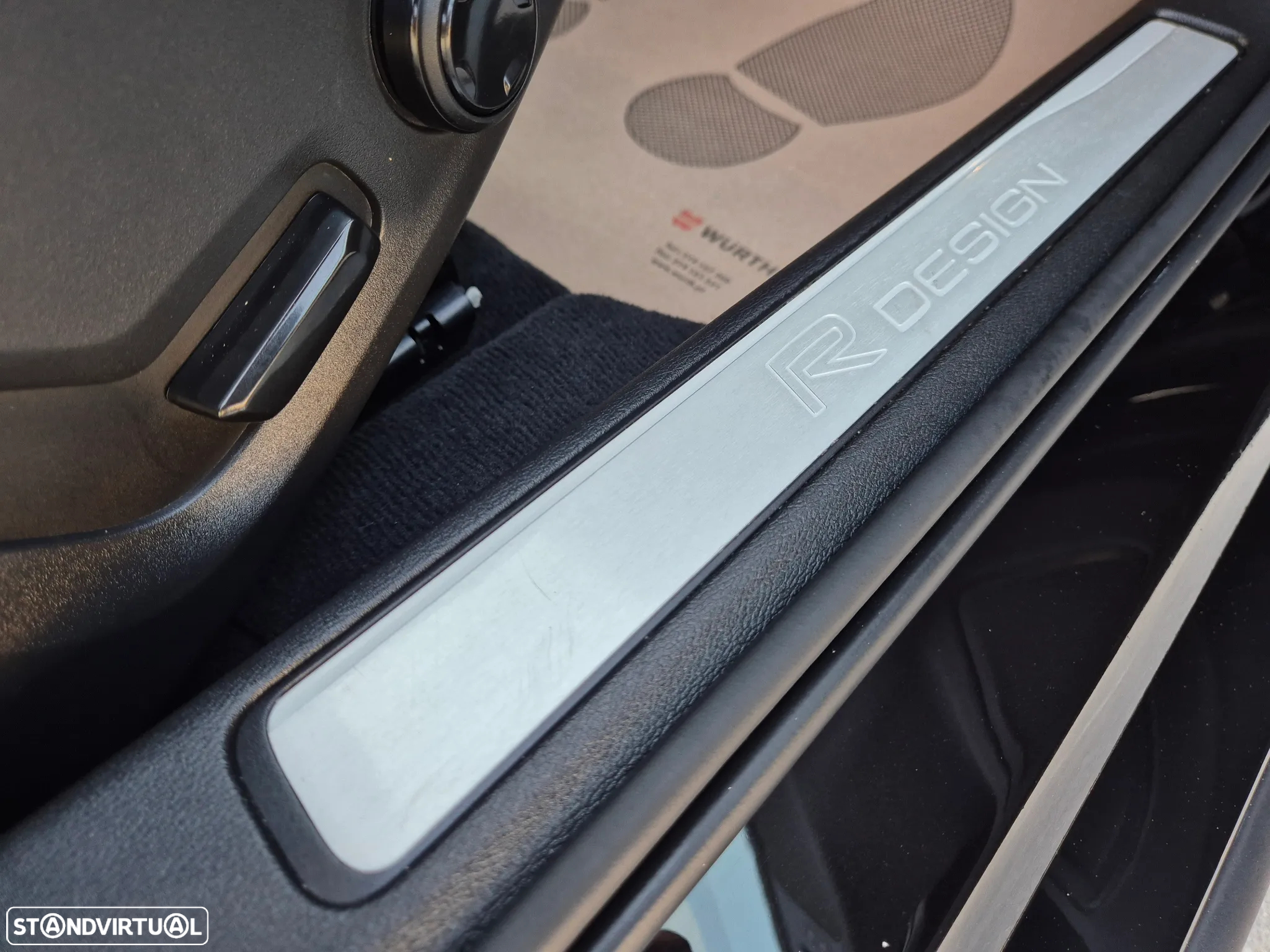 Volvo V60 2.0 D4 R-Design Geartronic - 52