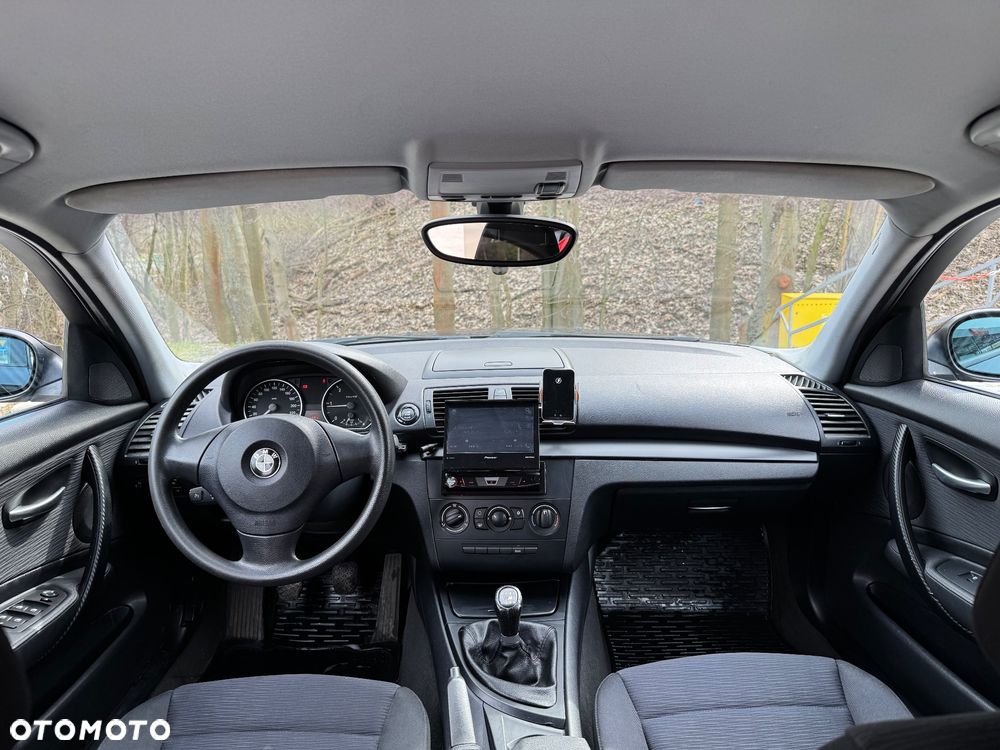 BMW Seria 1 118d DPF - 6