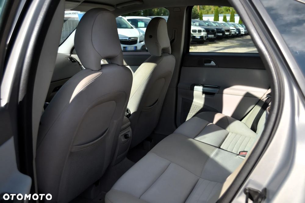 Volvo S40 1.8 Kinetic - 11