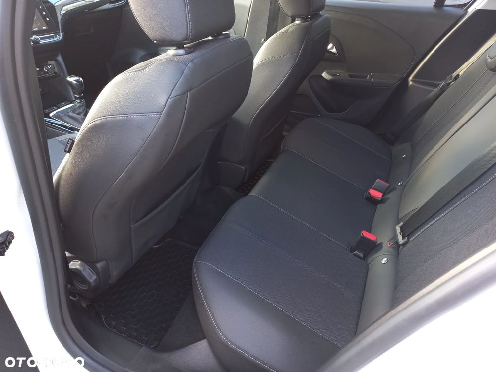 Opel Corsa 1.2 Elegance S&S - 11