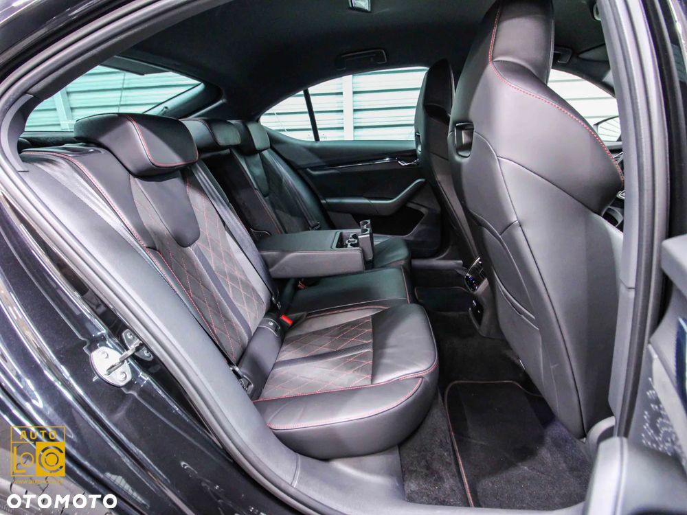 Skoda Octavia 2.0 TDI 4x4 RS DSG - 11
