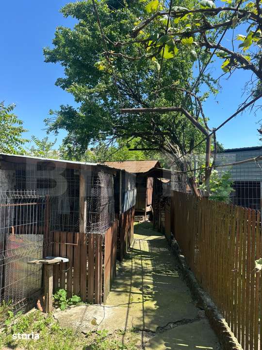 Casa cu garaj si teren + anexe, 100 mp, zona Produlesti - Imagine principală: 4/11