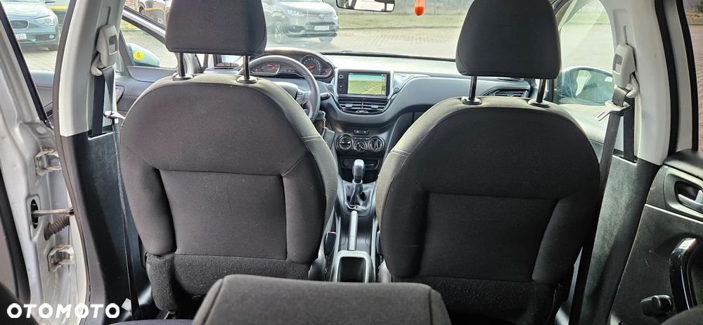 Peugeot 208 1.4 HDi Business Line - 9