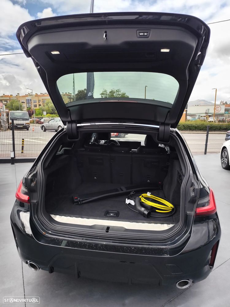 BMW 320 e xDrive Aut. M Sport - 12