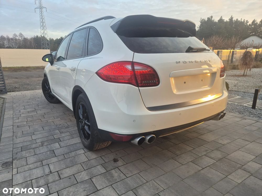 Porsche Cayenne - 3