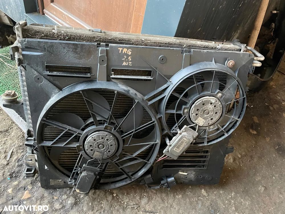 Set 2 ventilatoare racire motor Vw Touareg 7L 2.5 TDi diesel BAC BPE 2007