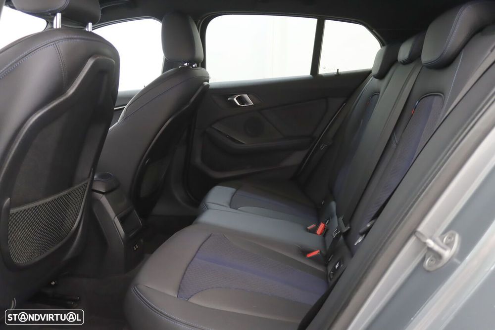 BMW 116 d Pack Desportivo M Auto - 9