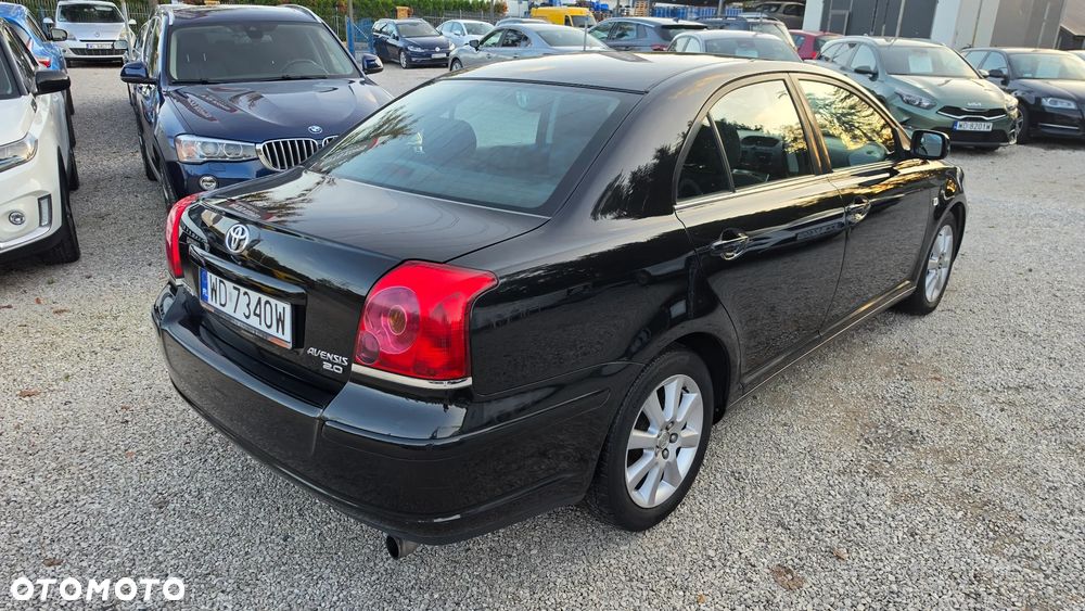 Toyota Avensis 2.0 VVT-i Sol - 12