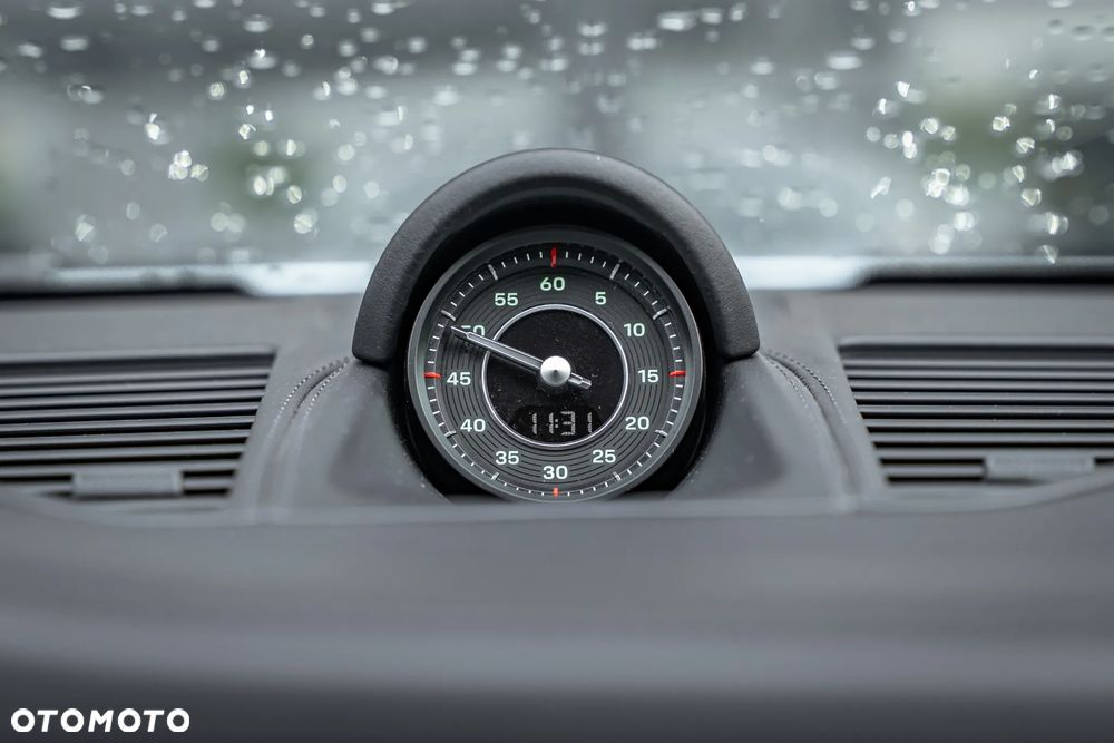 Porsche 911 Turbo S - 31