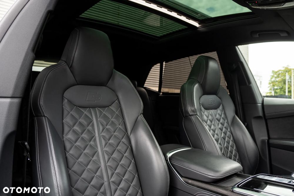 Audi SQ8 - 19