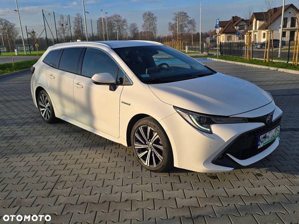 Toyota Corolla 2.0 Hybrid Comfort - 24
