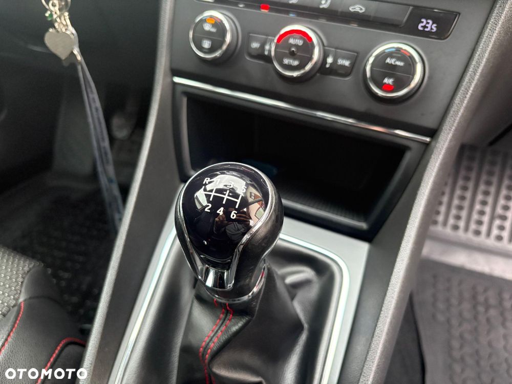 Seat Leon - 25