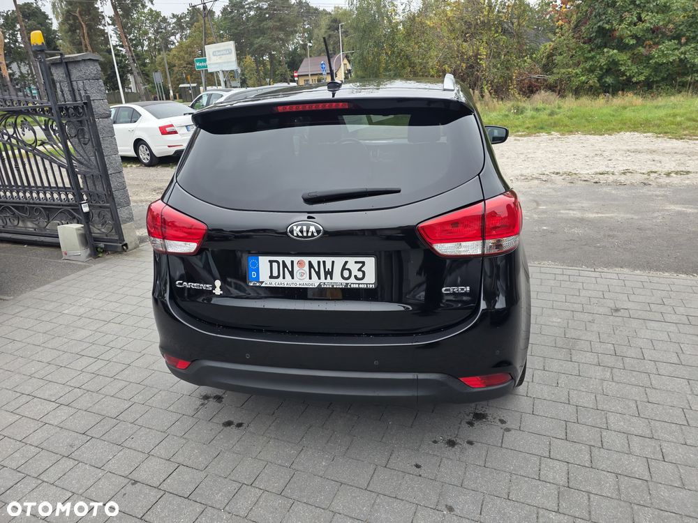 Kia Carens 1.7 CRDi 136 Fifa World Cup Edition - 4
