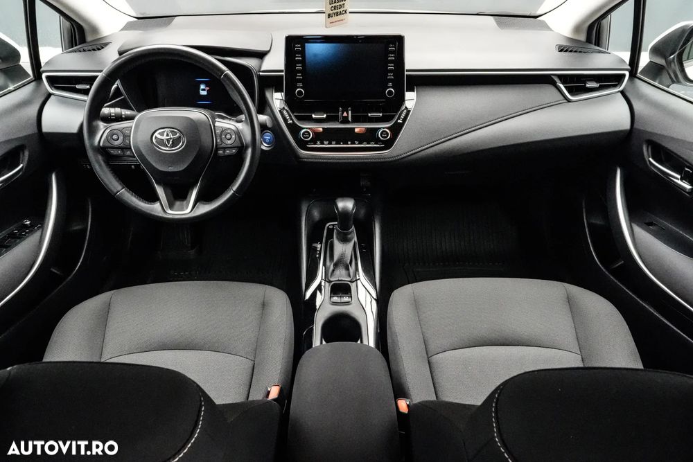 Toyota Corolla 1.8 HSD Dynamic Plus - 8
