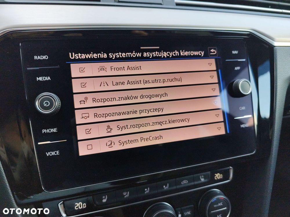 Volkswagen Passat 2.0 TSI Business DSG - 29