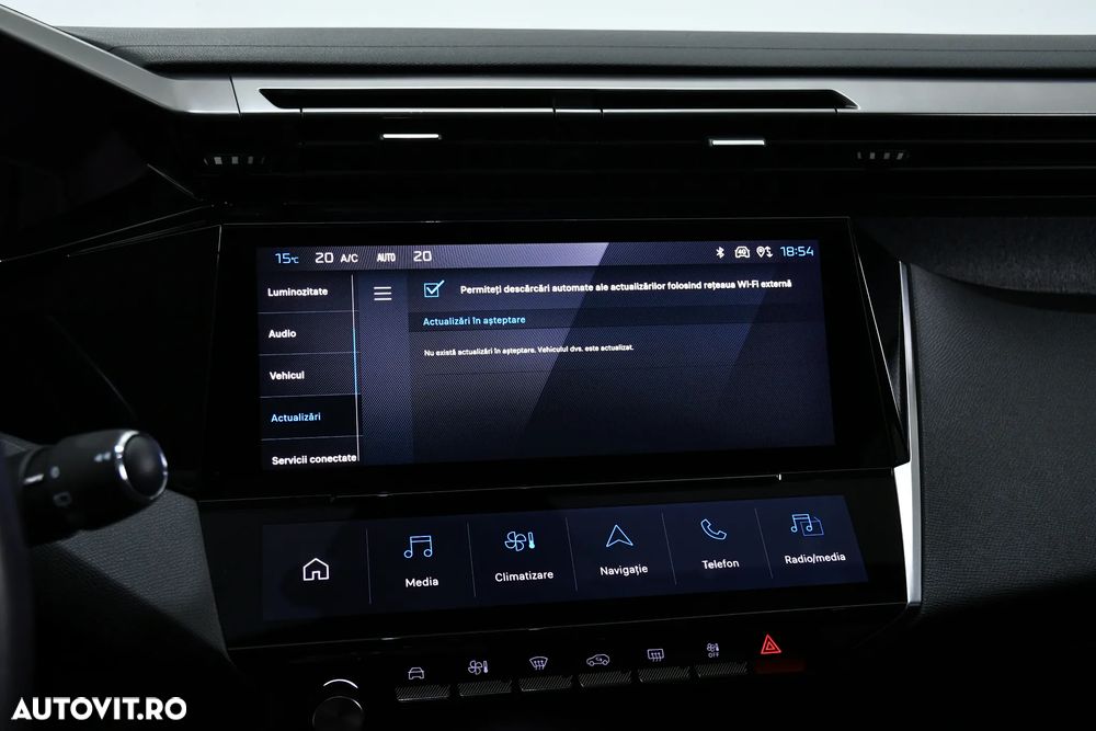Peugeot 308 SW Plug-In Hybrid 180 e-EAT8 GT - 39