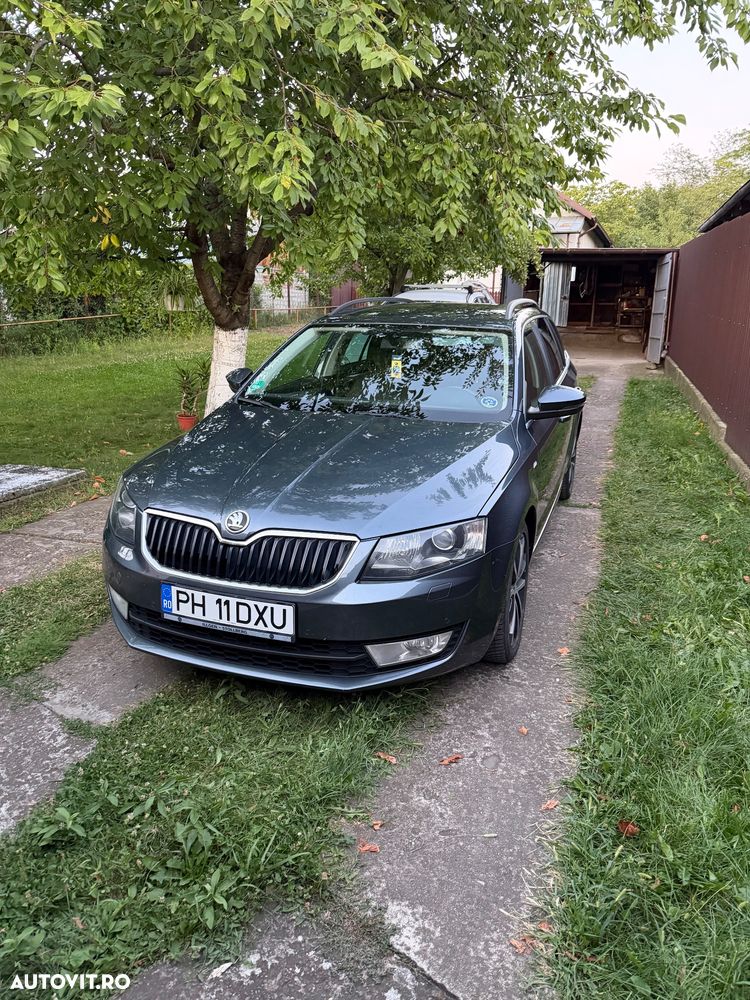 Skoda Octavia 2.0 TDI STYLE DSG - 1