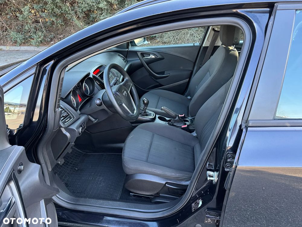 Opel Astra 1.7 CDTI DPF - 10