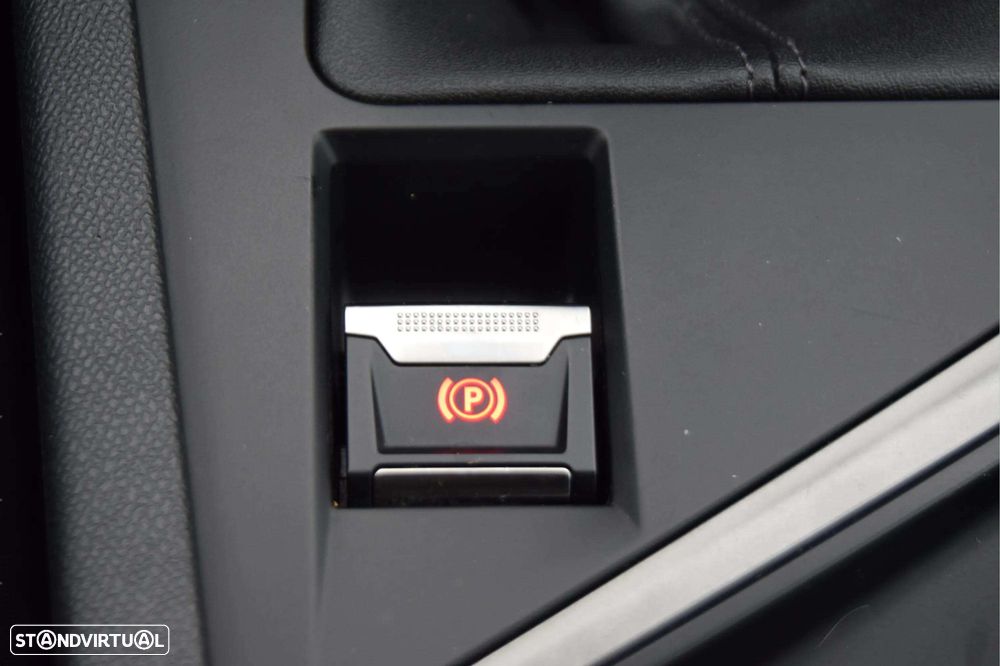 Peugeot 308 1.2 PureTech Active Pack - 18