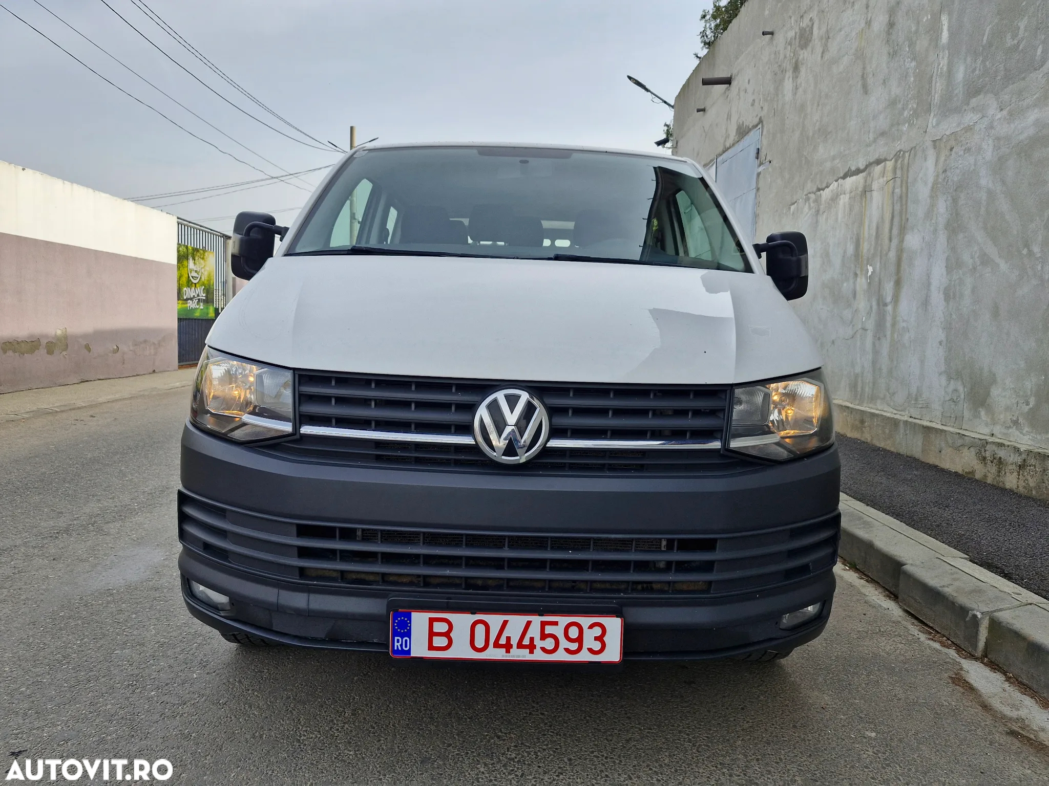 Volkswagen Transporter Doka - 2