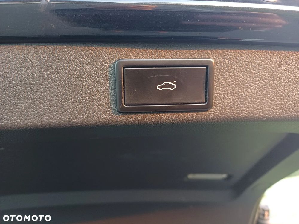 Skoda Superb 2.0 TDI Ambition - 17