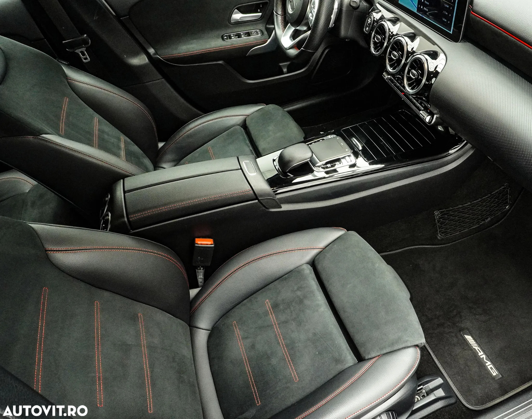 Mercedes-Benz A 180 d Sedan Aut. - 13