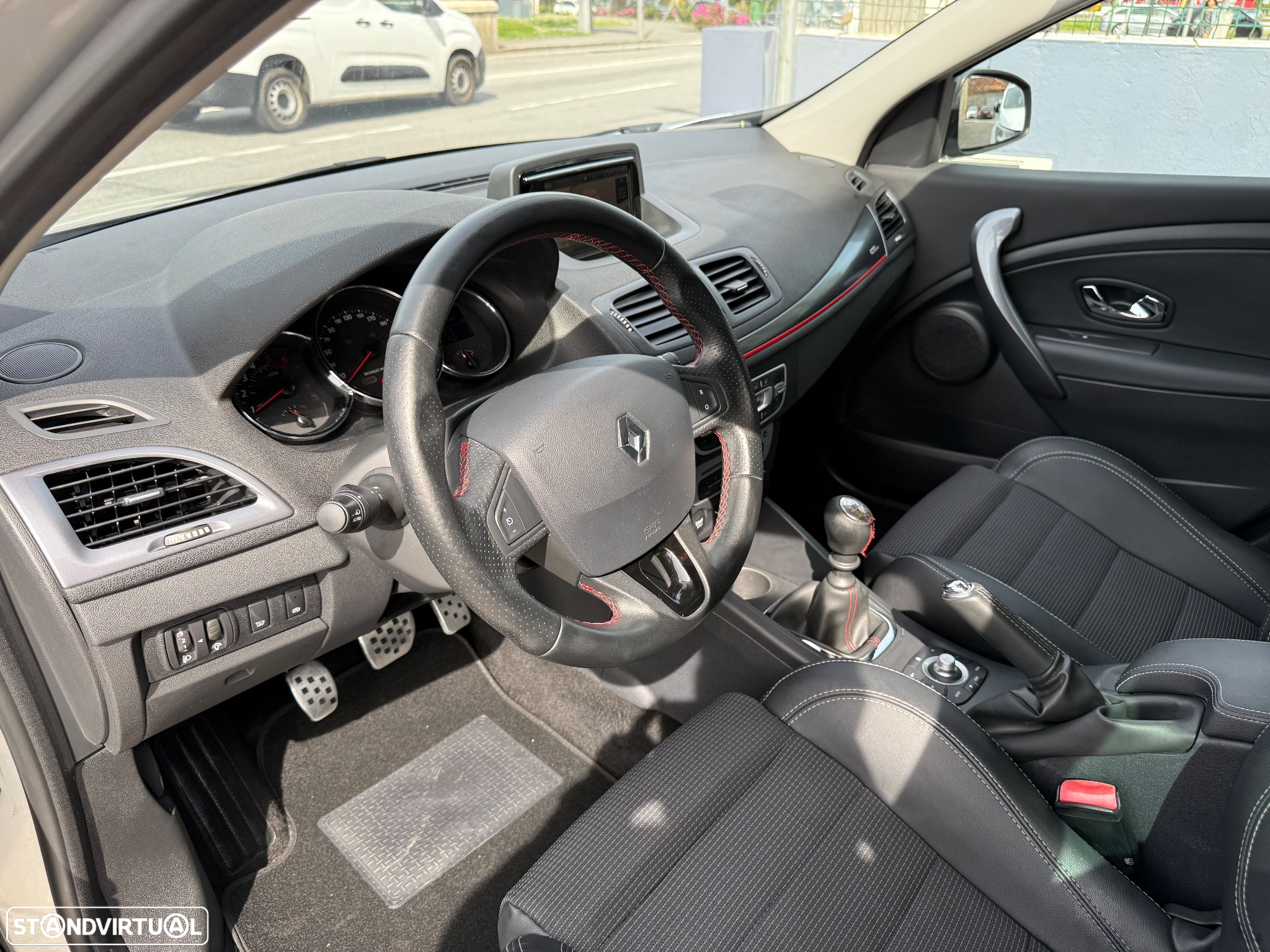 Renault Mégane 1.5 dCi GT Line SS - 19