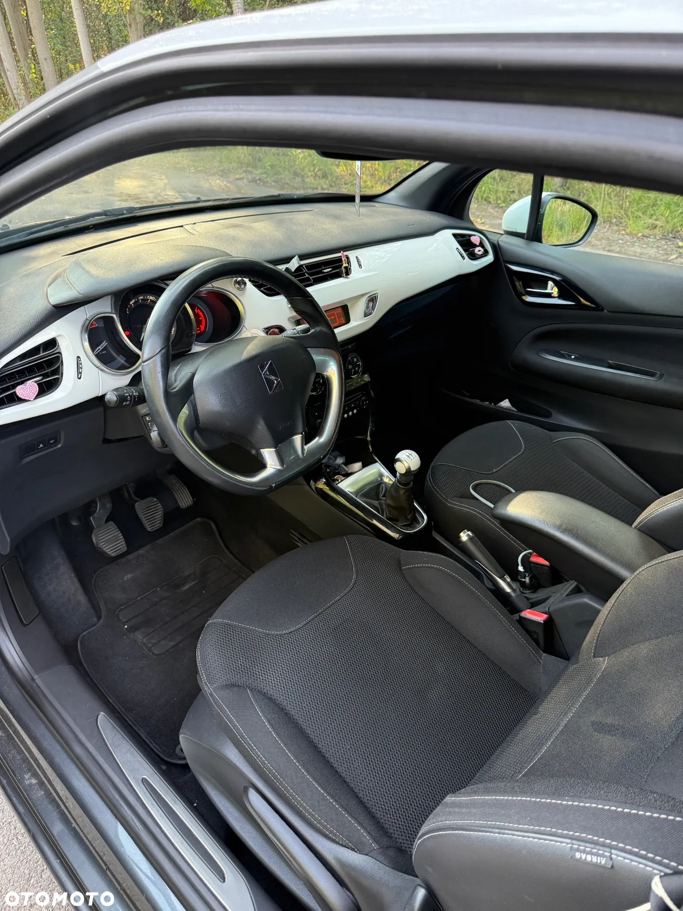 Citroën DS3 1.6 HDi SoChic - 9