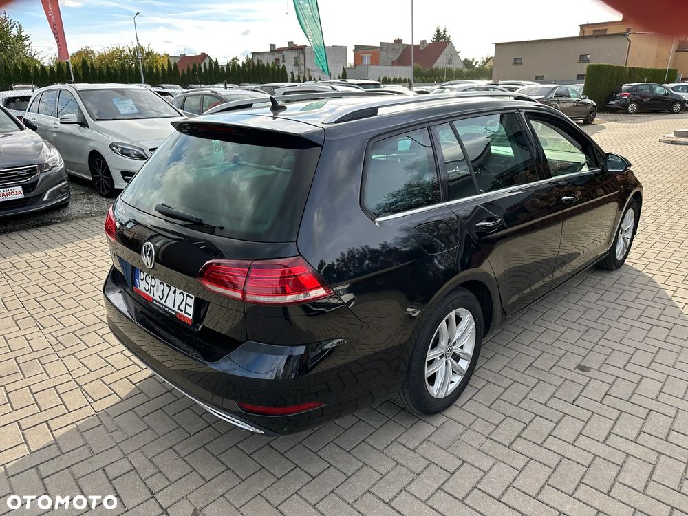 Volkswagen Golf - 3