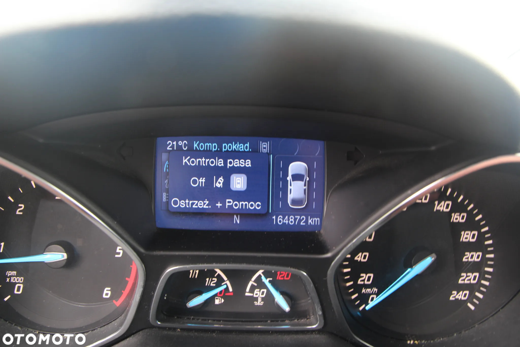 Ford Kuga 2.0 TDCi 4x4 Titanium - 37