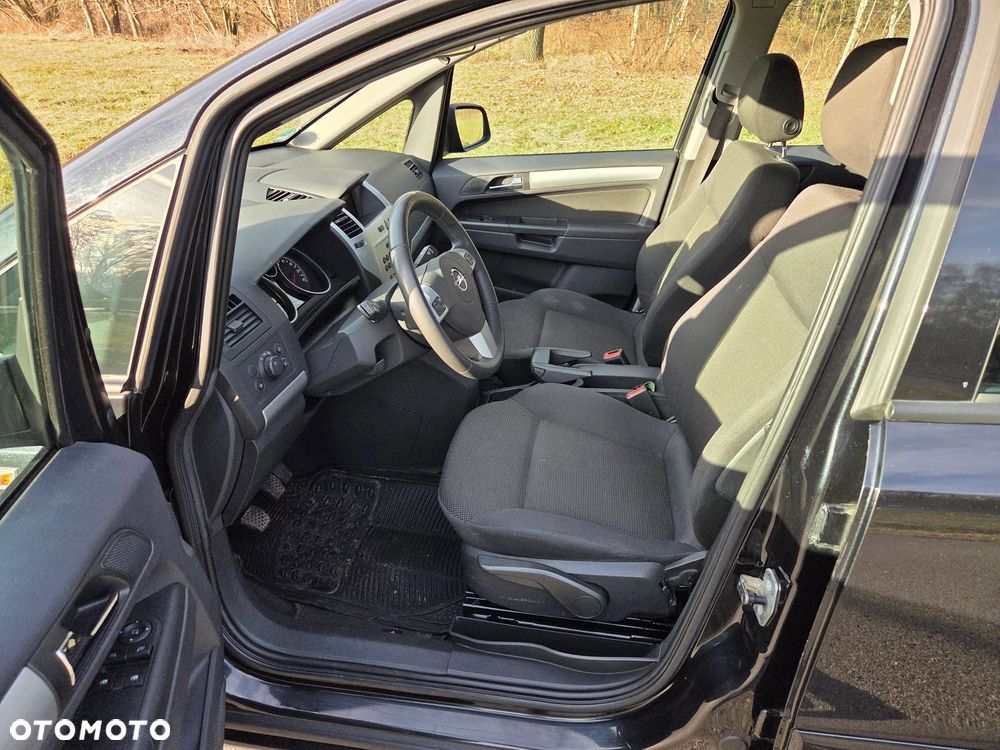 Opel Zafira 1.8 Family - 10