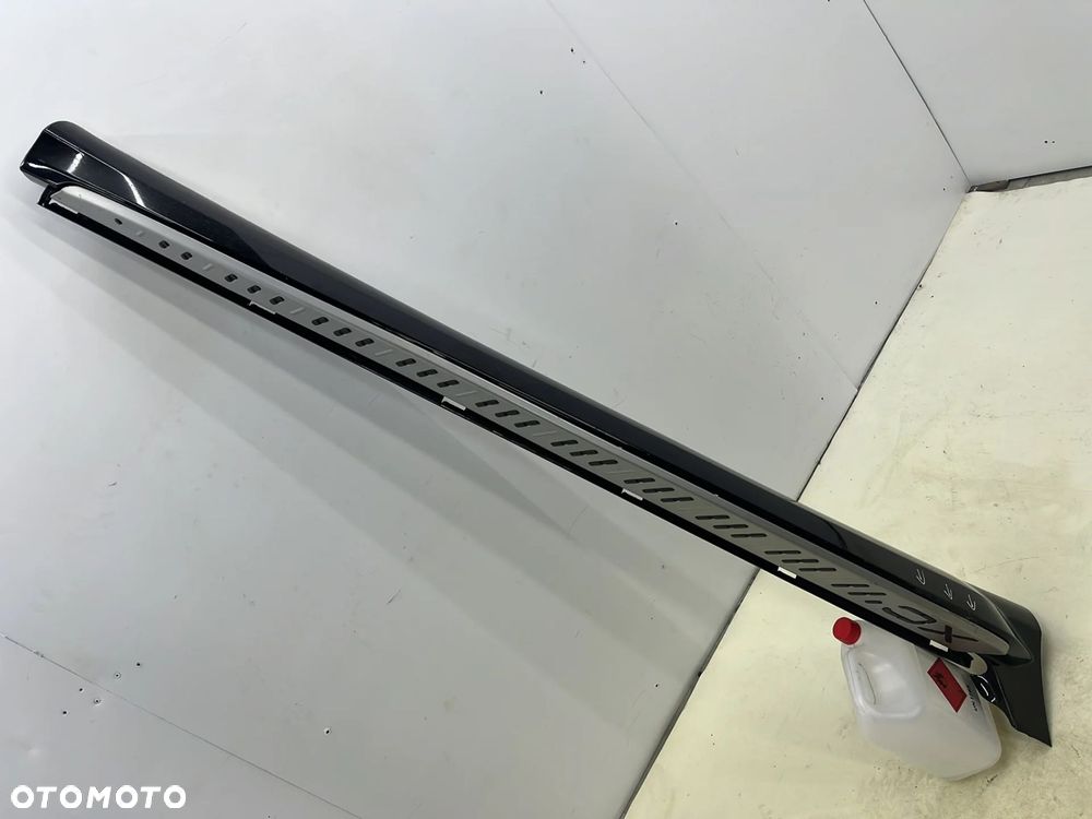 Nakładka progu Volvo XC60 I 08-17.r prawa listwa stopien próg prawy zewnętrzny pod drzwiami 31253572 - 1