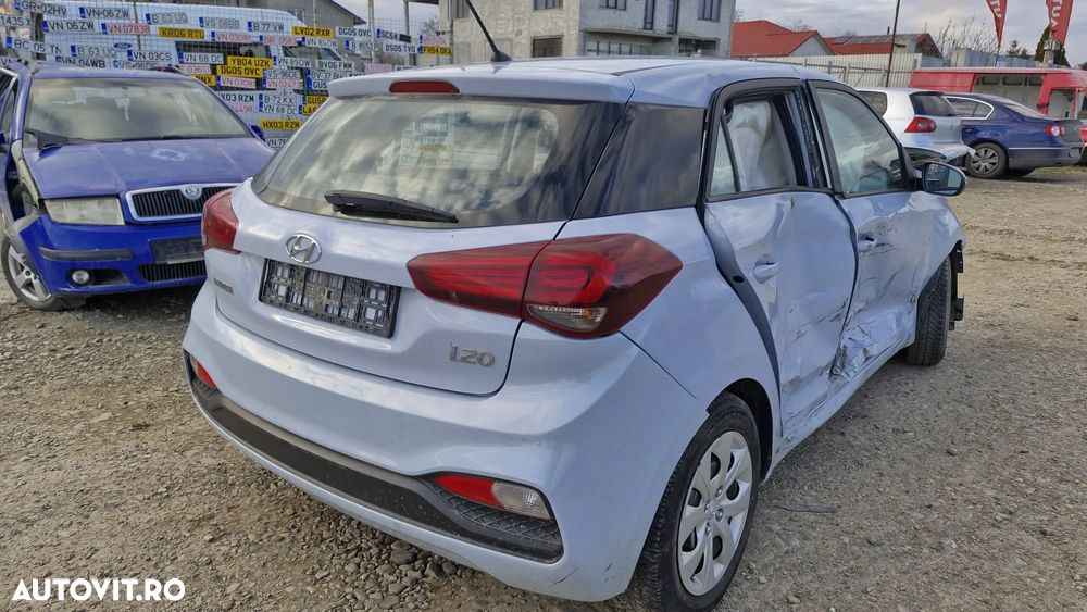Dezmembram Hyundai I20 an 2019 motor 1.2 benzina cod G4LA-6 cutie manuala cod 5TE9 - 4