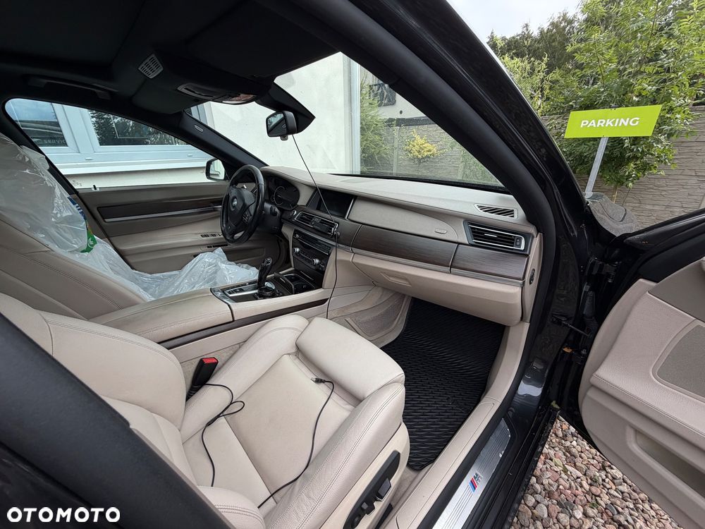 BMW Seria 7 730d xDrive - 11