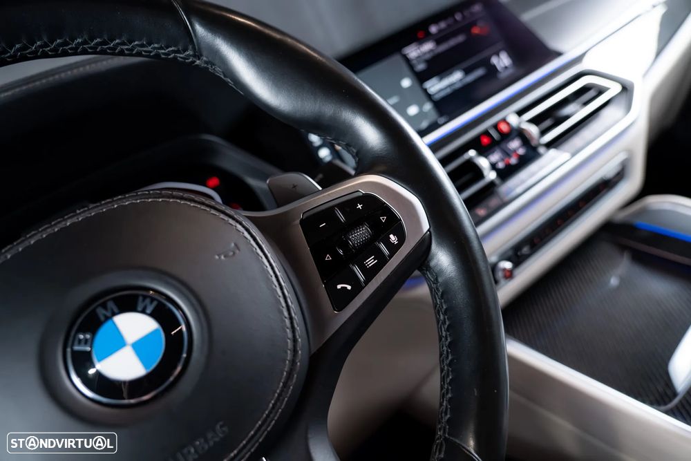 BMW X6 M50i - 13
