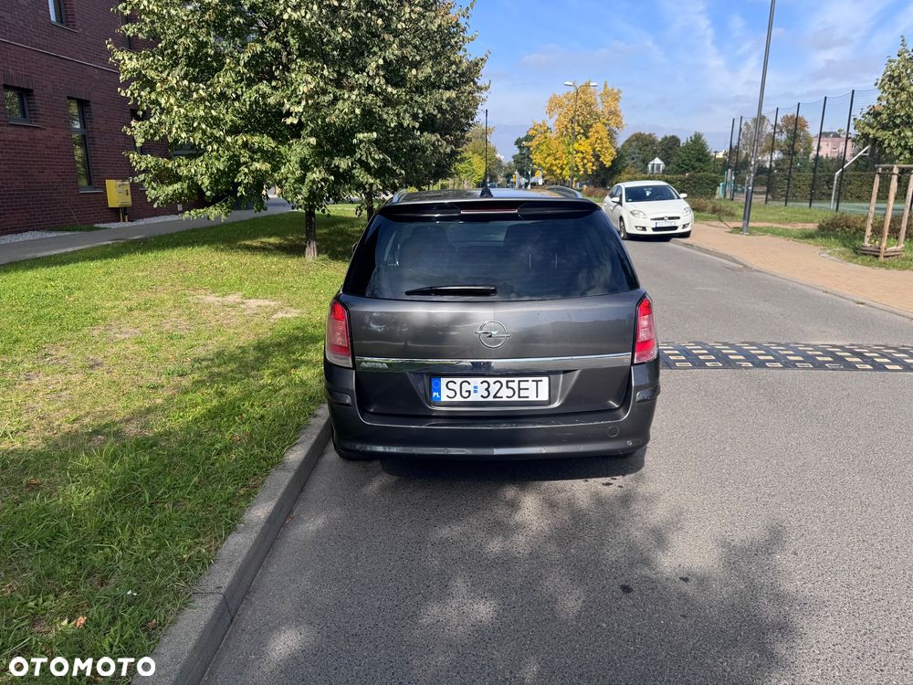 Opel Astra 1.8 Caravan Cosmo - 5
