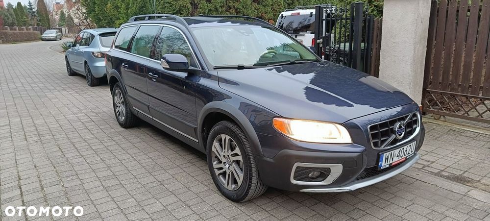 Volvo XC 70 D5 AWD Dynamic Momentum - 9