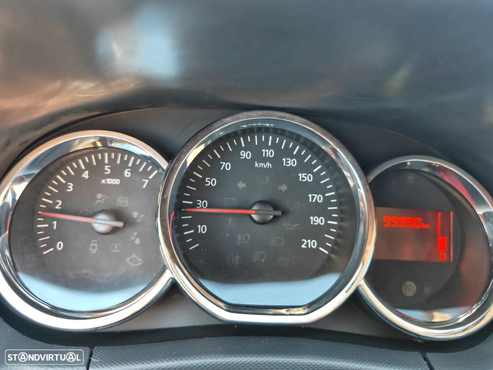 Dacia Duster 1.5 dCi Prestige - 22