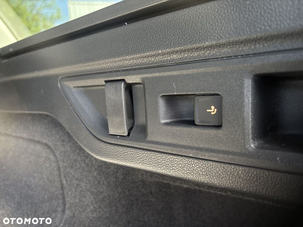 Skoda Superb 2.0 TDI SCR 4x4 Selection DSG - 21