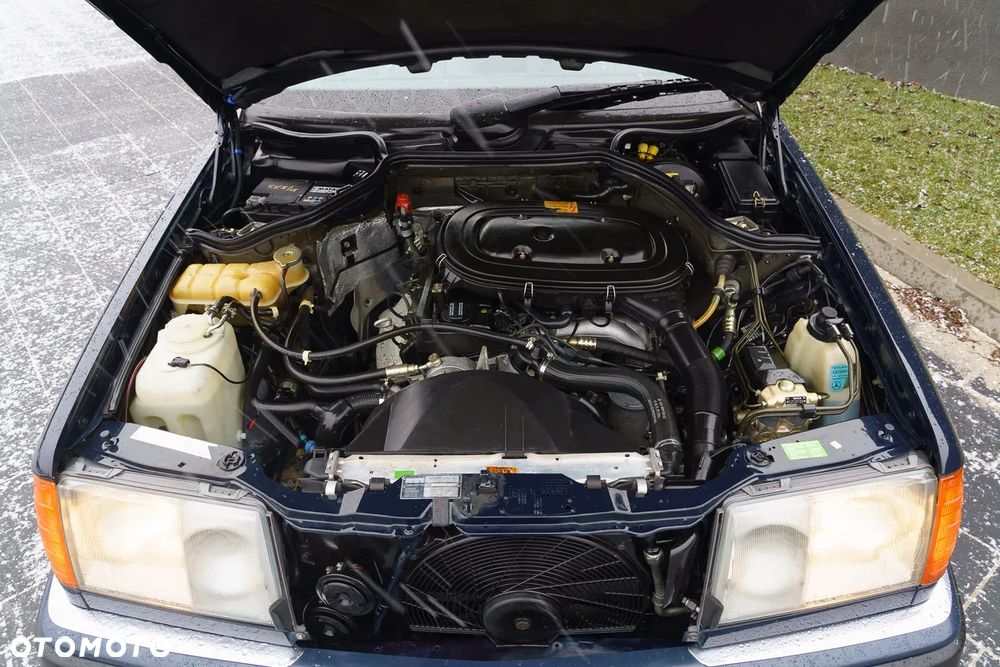 Mercedes-Benz W124 (1984-1993) - 24