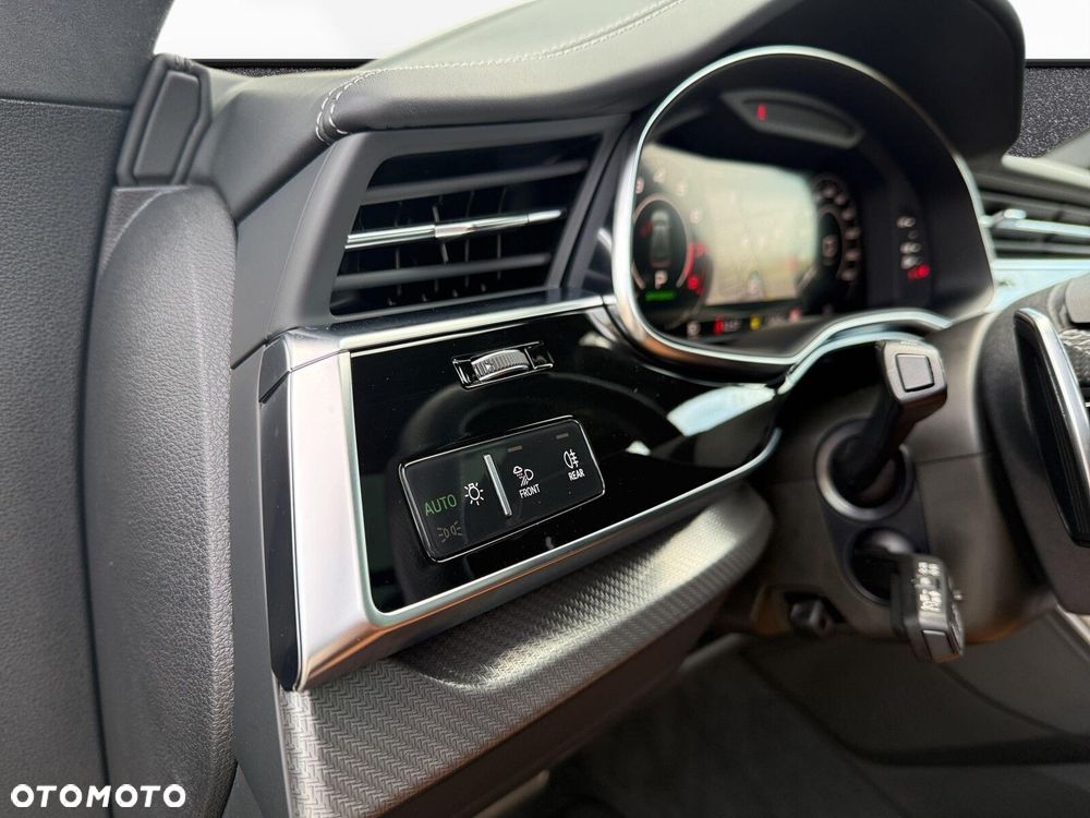 Audi RS Q8 TFSI Quattro Tiptronic - 17