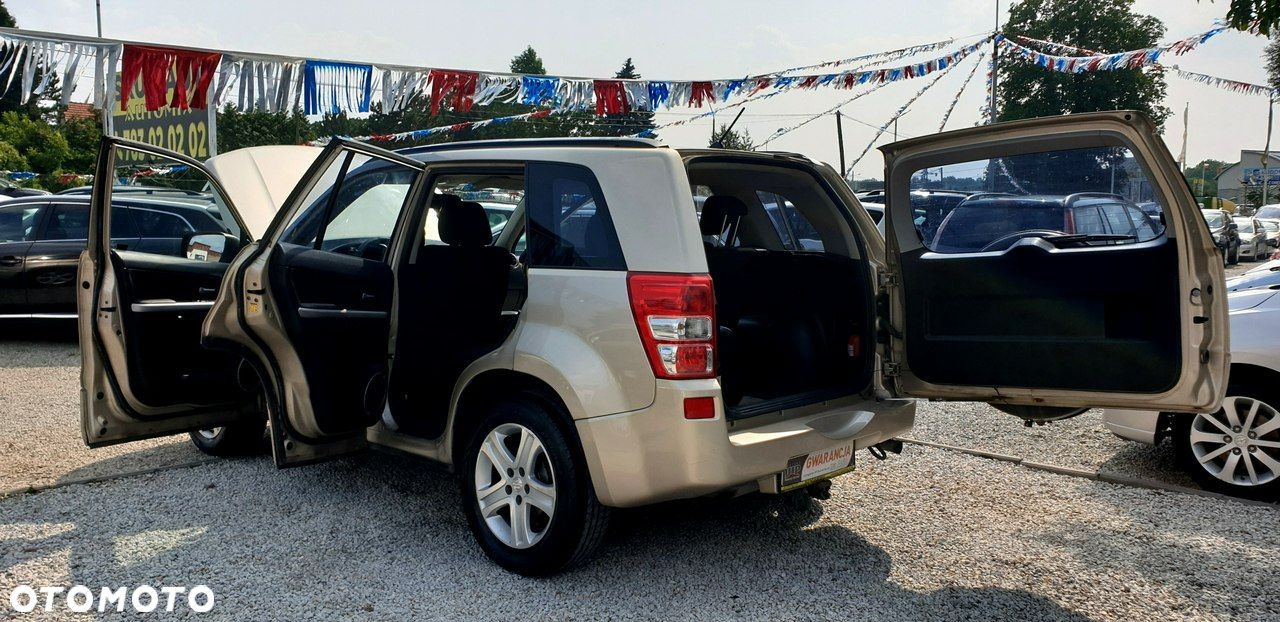 Suzuki Grand Vitara - 22
