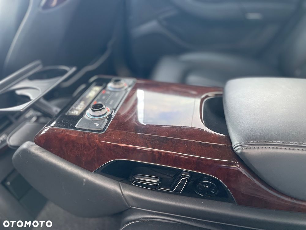 Audi A8 4.2 TDI Quattro - 8