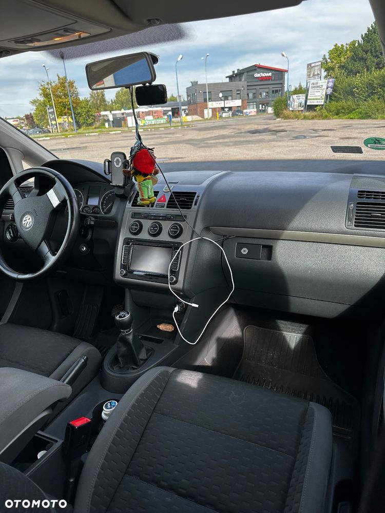 Volkswagen Touran 1.9 TDI Conceptline - 5