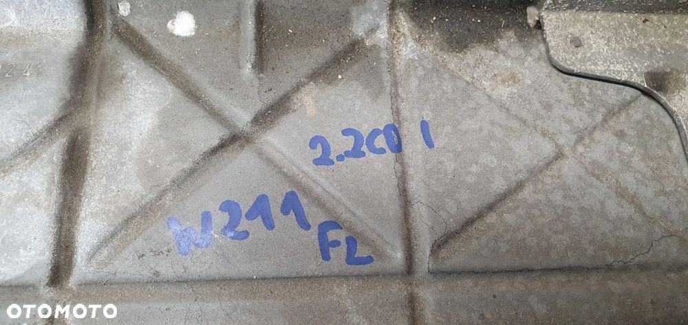 Mocowanie filtra powietrza Mercedes E Klasa W211 Lift A6460941241 - 7