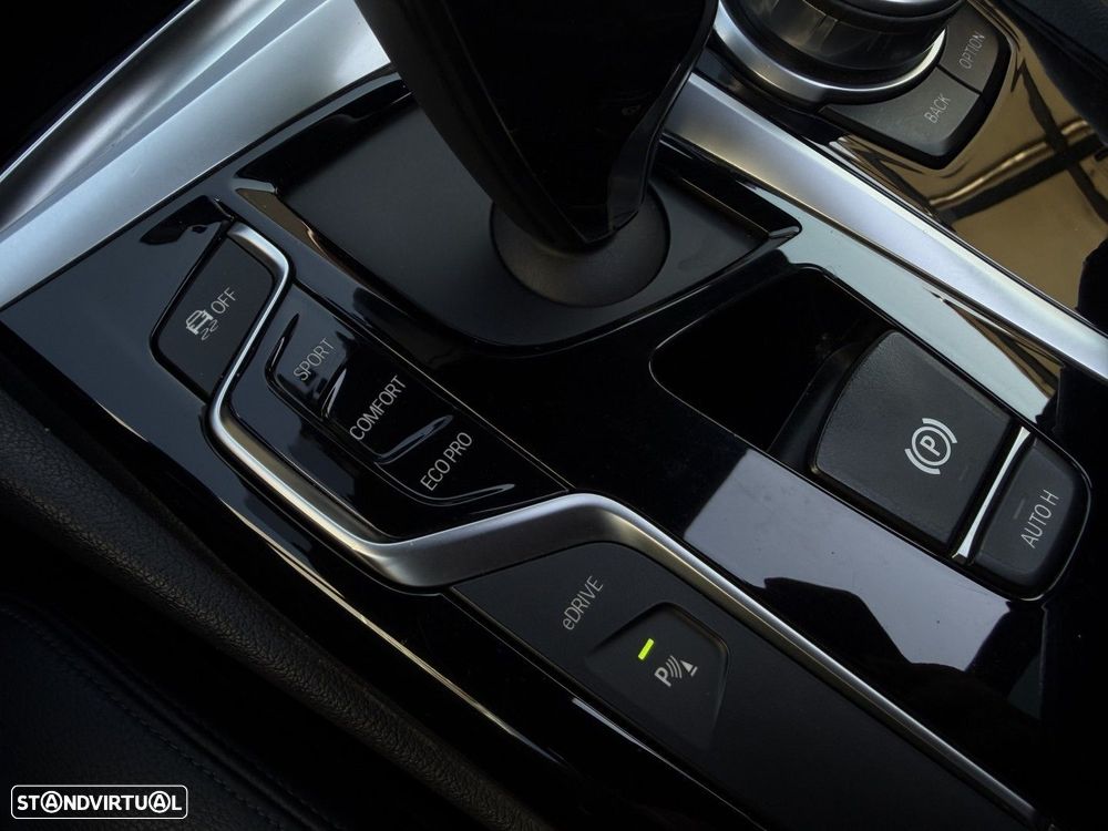 BMW 530 e iPerformance Line Luxury - 41