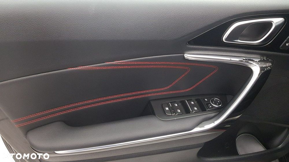 Kia ProCeed - 24