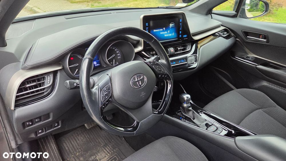 Toyota C-HR Business-Edition - 13