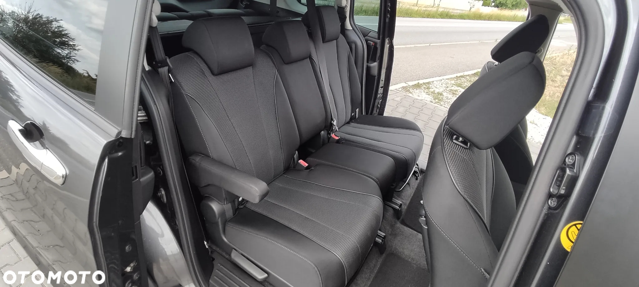 Mazda 5 1.8 Exclusive + - 25